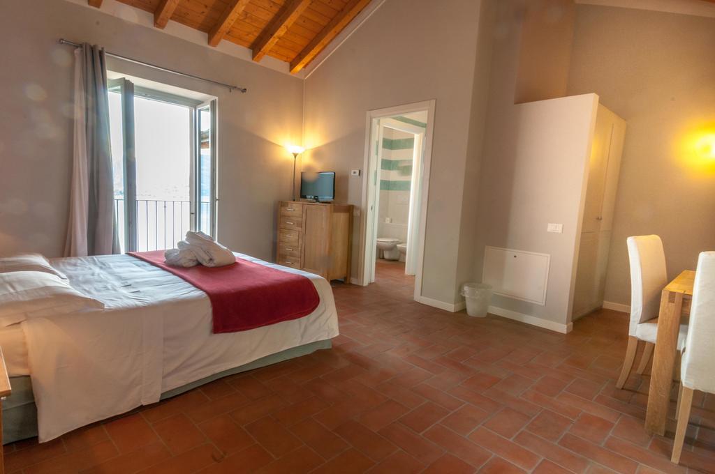 Locanda Pozzetto Laveno-Mombello Zewnętrze zdjęcie